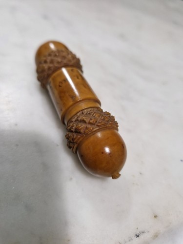 Antique treen carved - treen, nut