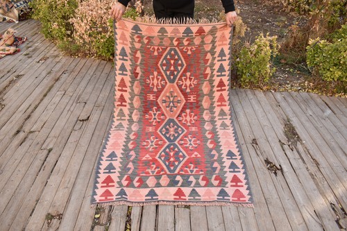 Turkish rug x67 - rug, 41''x67''