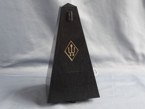Wittner pyramid mechanical - wittner,