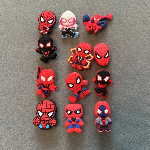Pieces spiderman charms - 12,