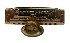 RARE UNUSUAL 1980s-ISSUED HARMONICA PIN BADGE 'HOHNER SPECIAL 20 MARINE BAND'