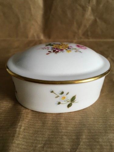 Royal crown derby english bone - derby,