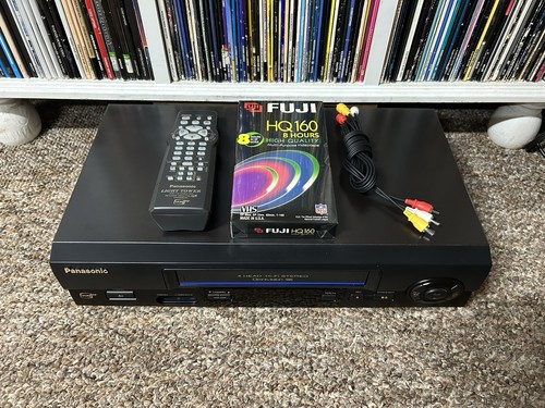 Panasonic v4611 vcr - panasonic, video