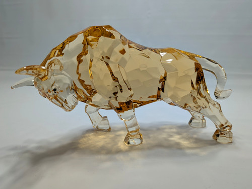 Wall street bull statue - street,