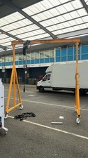 Yale Mobile Gantry Crane - 1