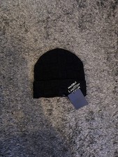 Louis Vuitton Black Hat  READ