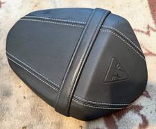 Triumph Street Triple 765 Rear Pillion Passenger Seat Saddle 2017 ~ 2019 2308431