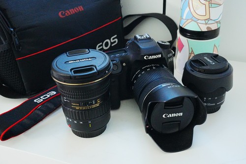 Canon eos 80d 4 lenses - +,