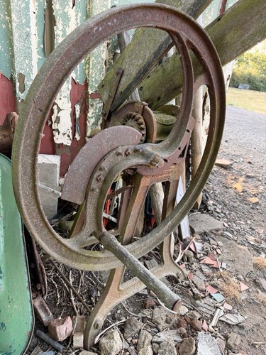 Vintage chaff cutter