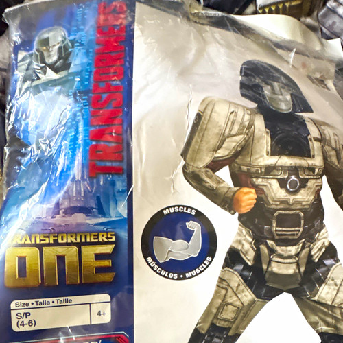 Disguise transformers megatron - disguise,
