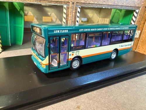 Cmnl ukbus 3001 dennis - ukbus, dart