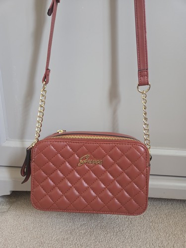 Guess quilted camera crossbody - guess,