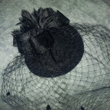 Black Fascinator