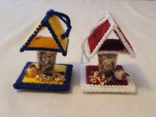 Vintage handmade yarn plastic - yarn,