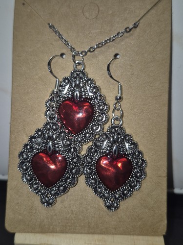 Heart swirl designed necklace - designed,