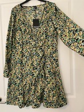Ladies BNWT Sz 16 Bust Floral Print Fine Soft Flow Wrap Effect Knee Length❤️L37