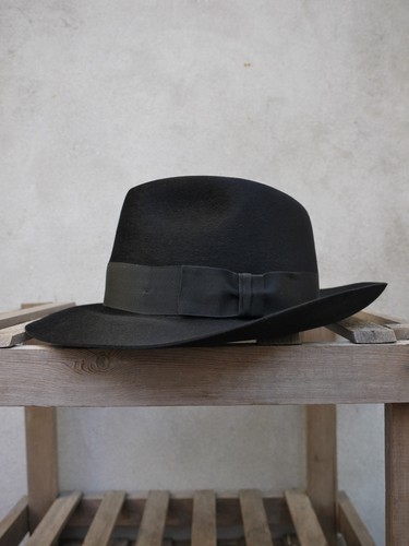 Classic black fedora hat - , by