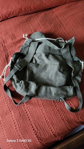 Old style scool haversack - old,