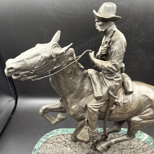 Frederic remington bronze - remington,