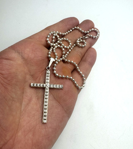 Lovely solid silver chain and