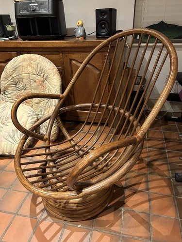 Vintage bamboo swivel rocking - bamboo,