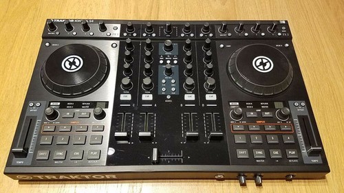 Native instruments traktor - instruments,