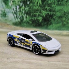 Matchbox Lamborghini Gallardo Police Diecast Model Car 1:64 (59) Ex. Condition.