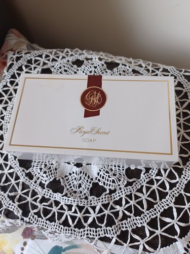 Vintage box set - box, of