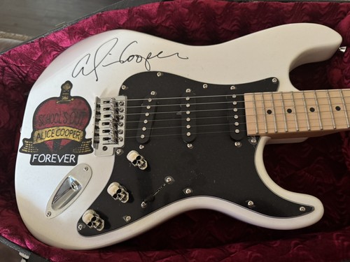 Alice cooper signed white - alice,