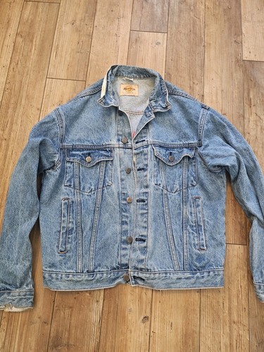 Vintage 90s hard rock - rock, cafe