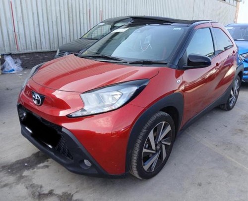 Toyota aygo breaking - x,