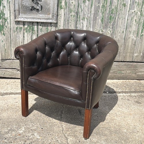 Vintage chesterfield style - vintage, chesterfield-style