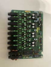 Akai MPC 2000 / SAMPLER 8