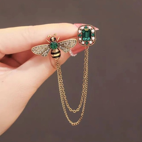 Vintage crystal bee brooch - vintage,