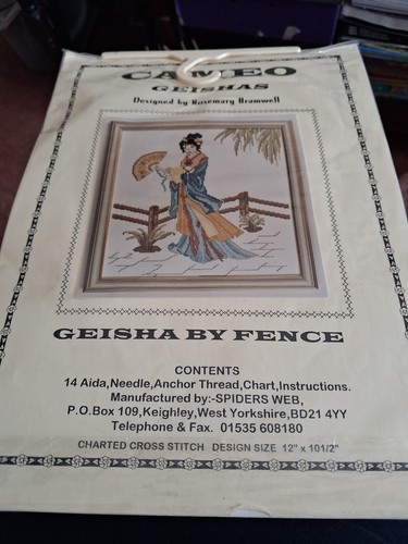 Cameo geishas geisha - geisha, by