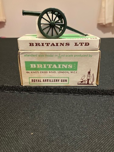 Britains royal artillery - ,