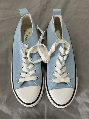 Light blue low - low, canvas