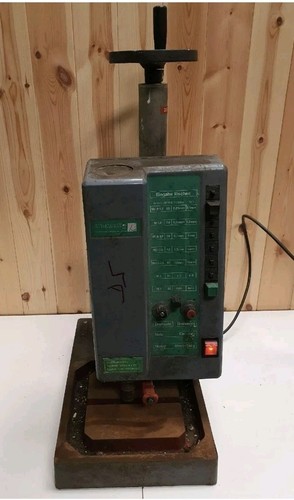 Kinematic tapping machine - kinematic,