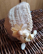 1940s 50s vintage - cream, flower
