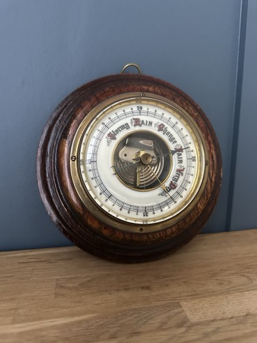 Vintage aneroid small - vintage, wall