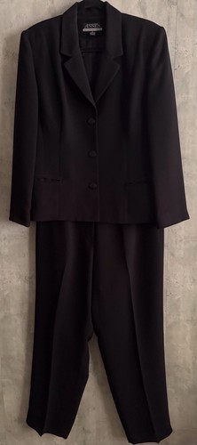 Casual corner annex essentials - casual,