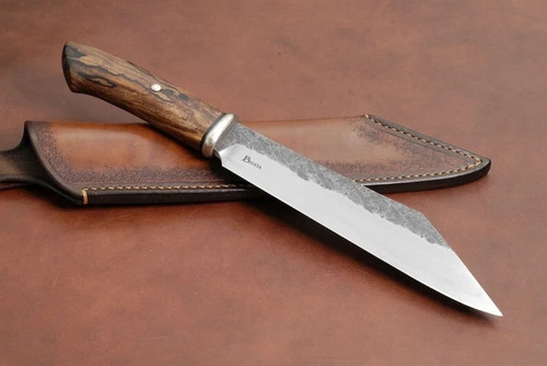 Seax forged in carbon - -,