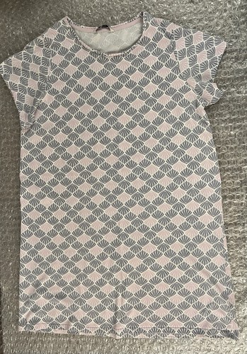 Pink grey knee - tu,