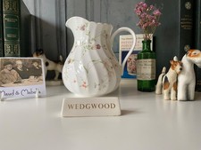 Wedgwood Campion Large Milk /
