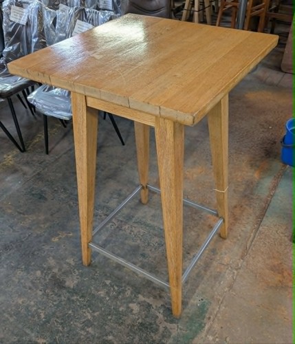 Square poseur table - square,
