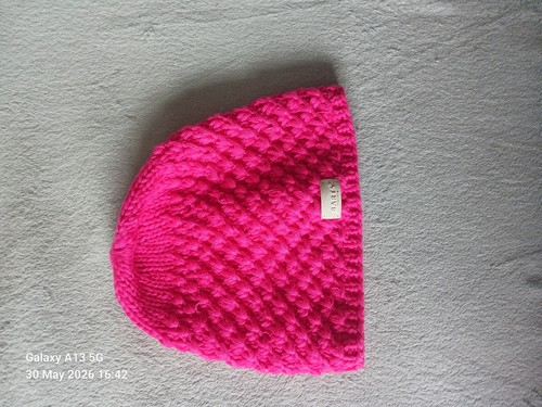 Barts pink woolen hat womens