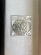 2001 £5 Five Pound coin