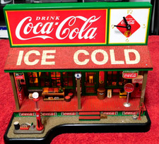 RARE DANBURY MINT COCA-COLA COUNTRY STORE CLOCK DIORAMA, WITH TRANSFORMER !!!
