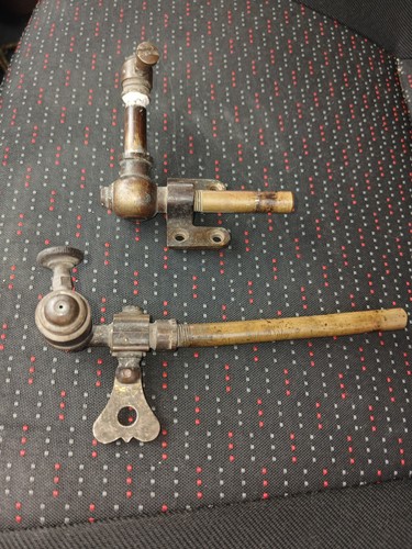 Victorian brass gas light - 2,