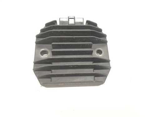 Battery charge regulator